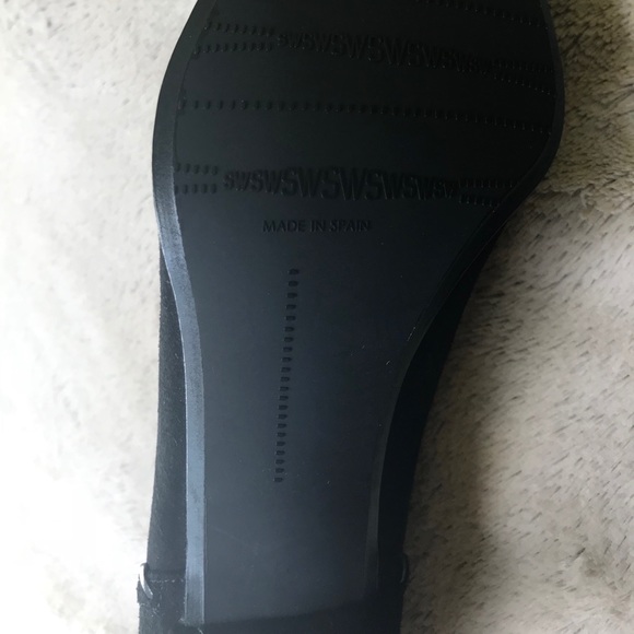 Stuart Weitzman SiZe 4M - Picture 4 of 5